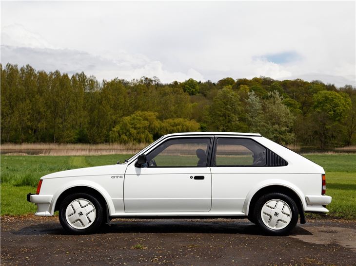 Vauxhall Astra Mk1 GTE Classic Car Review Honest John